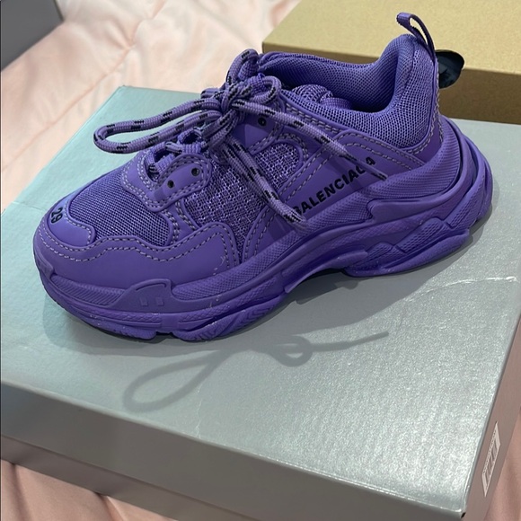 Balenciaga Kids Sneakers in Bold Purple - Picture 1 of 4
